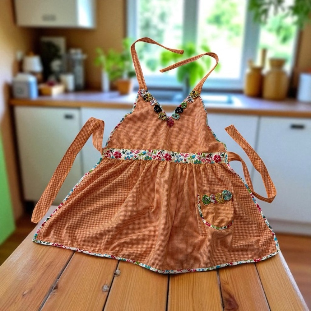 Cupcakes & Cartwheels Apron Orange Gingham Floral Trim Fabric Yo Yo w Rhinestone